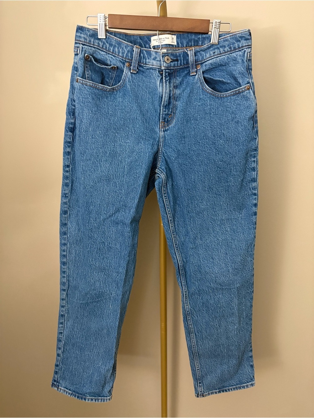 Abercrombie & Fitch 90’s Straight Mid Rise Curve Love Jean
